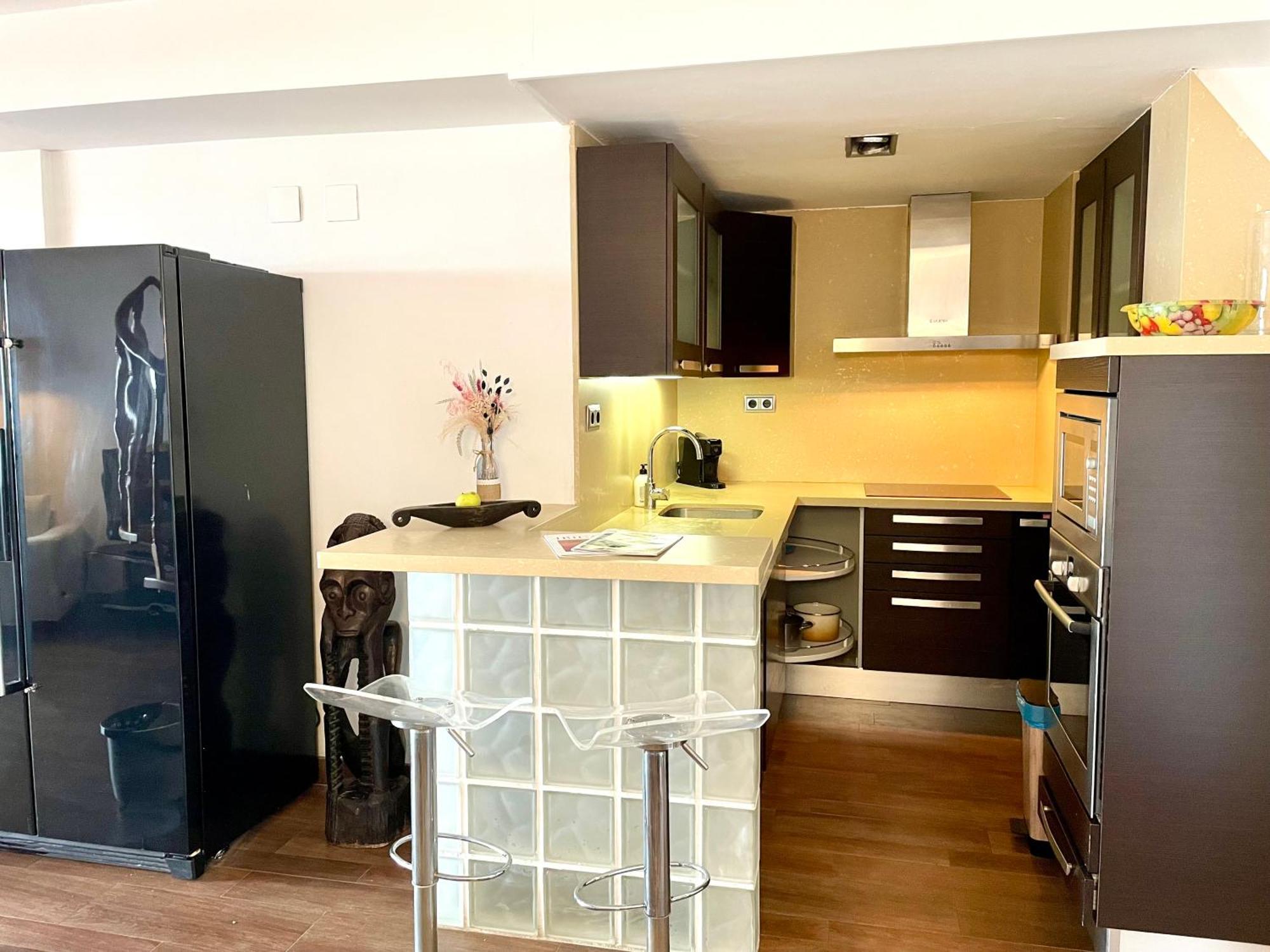 Alloggio in famiglia Ensuite Double With Terrace In Shared In Center Of Santa Eularia With Sea View And Close To The Santa Eularia des Riu